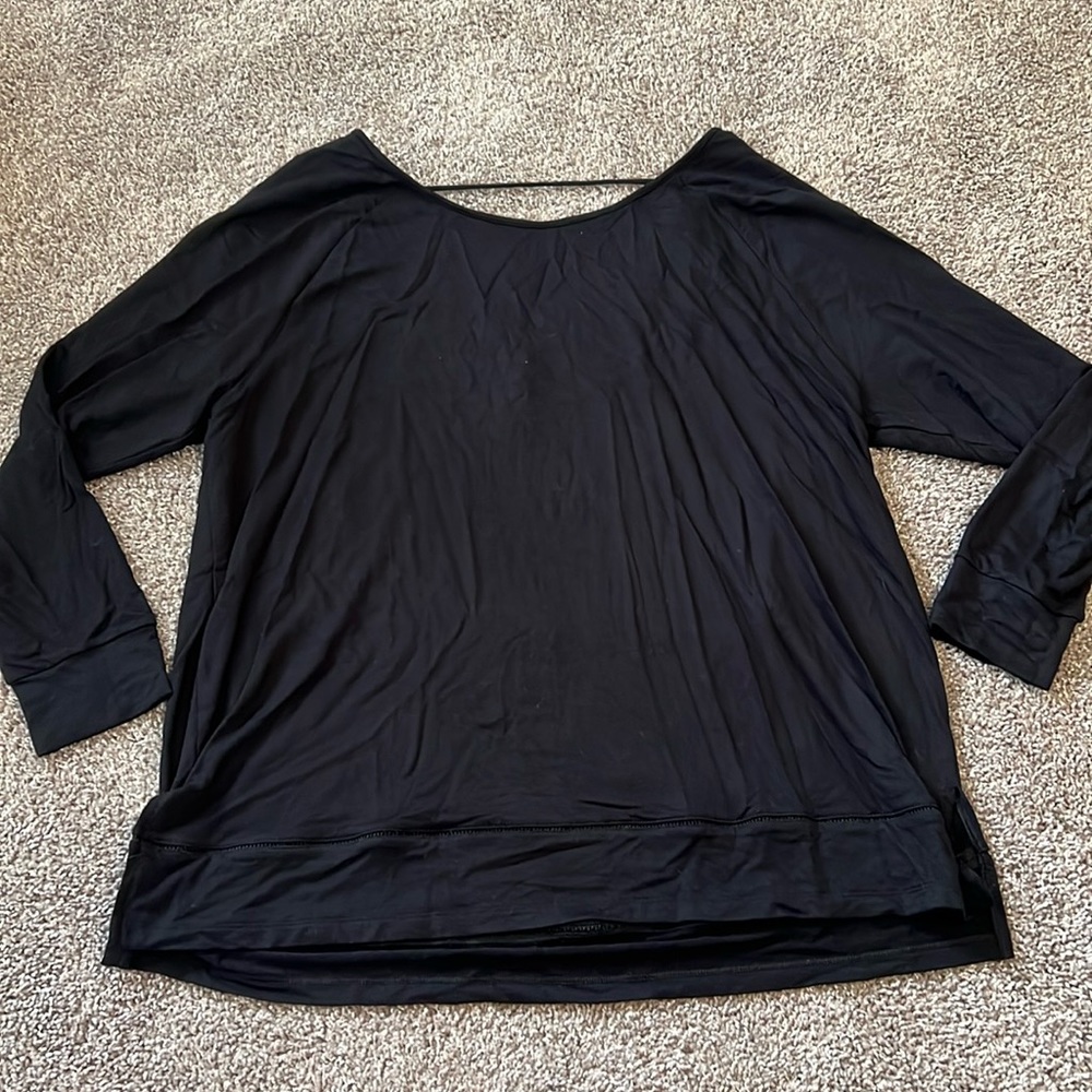 NWT Soma French Terry Easy Top Black